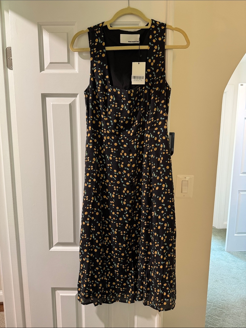 Black Sleeveless lemon Midi Dress